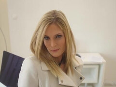 Блондинки, Минет, Брюнетки, Белье, Милф, От первого лица, Стриптиз, Втроем