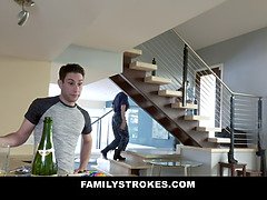 Ejército, Tetas grandes, Corridas, Polla, Sexo duro, Marido, Madres para coger, Esposa