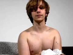 Amateur, Bisexuelle, Gorge profonde, Première fois, Homosexuelle