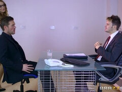 Grosse titten, Blondine, Realität