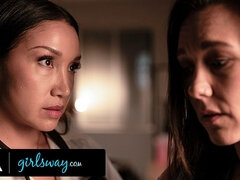 デカ尻, Hd, レズビアン, なめる, 淫乱熟女, オフィス, 現実, オッパイの