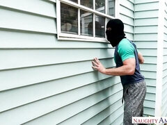 お尻, フェラチオ, 捕まる, 毛深い, 手コキする, 下着, 淫乱熟女, ストッキング