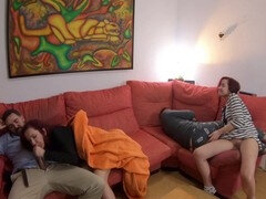 Dormitorio, Atrapados, Grupo, Al aire libre, Público, Pelirrojo