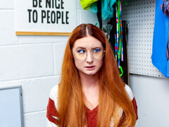 The security guard Marcelo is examining Violet Spice