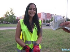 Outoors, pickup, criminal