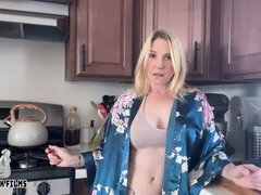 素人, アメリカ人, ビキニ, フェラチオ, 衣服着たままセックス, ディルド, Hd, 淫乱熟女