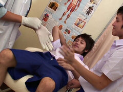 アジア人, フェラチオ, 医者, ゲイ, ガリガリ, 三人, ユニフォーム