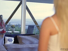 Stellung 69, Arsch, Blondine, Betrug, Europäisch, Im freien, Piercing, Dürr