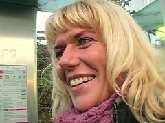 In den arsch, Arsch, Blondine, Deutsch, Hd, Milf, Mutti, Muschi