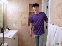 Enthousiasteling, Grote mammen, Sperma shot, Sperma in gezicht, Hd, Moeder, Zoon, Stiefmoeder