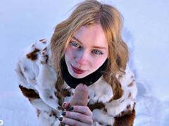 Blonde, Sucer une bite, Tir de sperme, Fétiche, Hd, De plein air, Pov, Public
