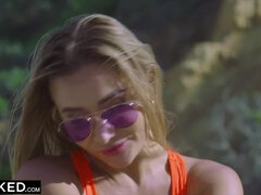 Анальный секс, Блондинки, Минет, Член, Двойное проникновение, Огромные размеры, Межрасовый секс, Втроем