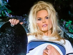 Arsch, Blondine, Blasen, Schwanz, Hundestellung, Handjob, Milf, Im freien