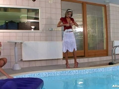 Большие сиськи, Каблуки, Натуральные сиськи, Атлас, Софткор, Между сисек, Под водой, Под юбкой