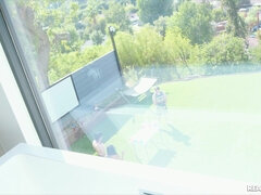 Sucer une bite, Brunette brune, 2 femmes 1 homme, Jeux, Léchez, Petite femme, Chatte, Nénés