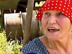 Bauer sucht Sau! Oma macht das schon