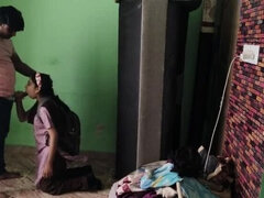 18 ans, Anal, Mignonne, Première fois, Indienne, Adolescente, Ados anal, Uniforme