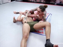 Tetas grandes, Mamada, Morena, Tetona, Sexo duro, Desnudo, Realidad, Lucha