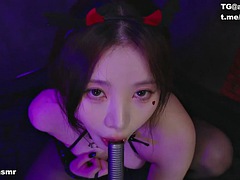 Asiatique, Nana, Gros seins, Sucer une bite, Femelle, Branlette thaïlandaise, Massage, Nénés