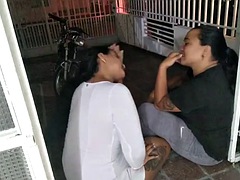 素人, 舐める尻, バイセクシャル, 手コキする, ラティーナ, レズビアン, なめる, 義母