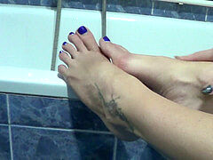 feet play and shower dirty pants peeing