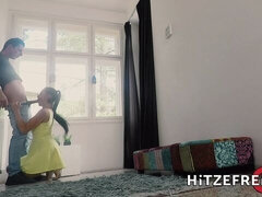 Arsch, Blasen, Braunhaarige, Hundestellung, Milf, Rasiert, Titten