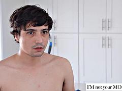 Blasen, Spermaladung, Schmuddelige sprache, Füsse, Fußfetisch, Hausmädchen, Pov, Spanisch