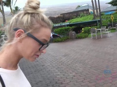 Emma has lots of fun at the Maui Ocean Center