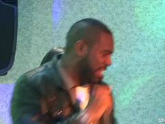 Lieveling, Gek, Dansen, Erotisch, Handbeurt, Hardcore, Orgie, Feest