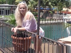 Blonde, Plantureuse, Gorge profonde, Queue, Naturelle, Pov, Chatte, Nénés