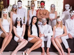 18 jahre, Grosser arsch, Grosser schwanz, Schwanz, Hundestellung, Gruppe, Jungendliche (18+), Titten