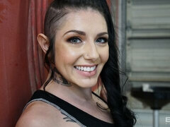 Gros cul, Grosse bite, Seins naturels, Pov, Maigrichonne, Tatouage, Adolescente, Nénés