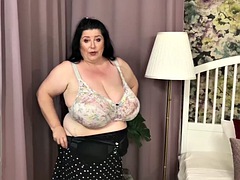 Leie, Wohlbeleibte schöne frauen, Grosse titten, Riesig, Reif, Titten