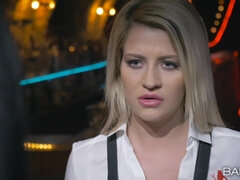 お尻, ブロンド, バック, ヨーロピアン, なめる, 自然山雀, タトゥー, ユニフォーム