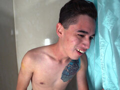 Grote mammen, Oudere vrouw, Sperma shot, Man, Aftrekken, Moeder die ik wil neuken, Douche, Stiefmoeder