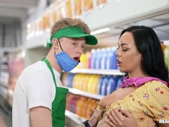 Amateur, Grosse bite, Gros seins, Hard, Mère que j'aimerais baiser, Maman, Public, Pute