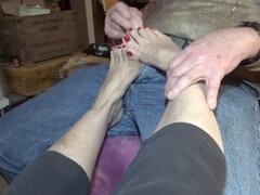 Américain, Belle grosse femme bgf, Britannique, Femme couguar, Tir de sperme, Conversation vulgaire, Pieds, Talons