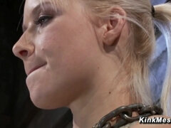 Bizarr, Blondine, Fesselspiele, Dildo, Extrem, Sklave, Flotter dreier, Vibrator