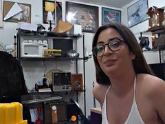 Sexy woman with glasses pussy slammed by pawn keeper