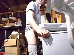 Solo, closeup, tugging