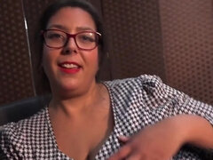 Britannique, Rondelette, Femelle, Poilue, Hd, Seins naturels, Pov, Solo