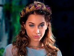 Kont, Harig, Lesbisch, Masturbatie, Buiten, Strippen, Tiener, Tieten likken