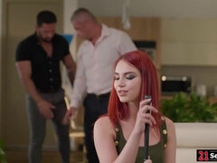 Anal, Gorge profonde, Double pénétration, Groupe, Hard, Seins naturels, Actrice du porno, Rousse roux