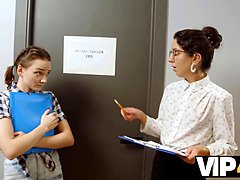 Vriendin, Hd, Lesbisch, Russisch, Tiener, Trio, Tieten likken, Speelgoed