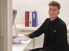 Sperma im mund, Doppelpenetration, Absätze, Lingerie, Rasiert, Strümpfe, Flotter dreier, Titten