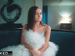 Grosser schwanz, Schwarz, Schwanz, Hardcore, Interrassisch, Lecken, Zierlich, Jungendliche (18+)