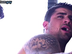 Rimming top stud fucks tattooed and muscular ass jock
