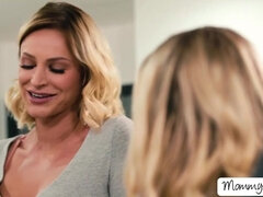 Blonde, Embrassement, Lesbienne, Mère que j'aimerais baiser, Maman, Bureau, Adolescente, Plan cul à trois