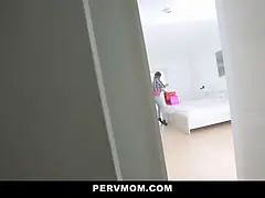Gros seins, Habillées, Femme couguar, Mature, Mère que j'aimerais baiser, Monstre, Pov, Belle mère