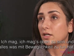 Grote kont, Grote mammen, Bruinharig, Erotisch, Rijpe lesbienne, Moeder die ik wil neuken, Tiener